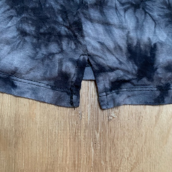 ZUMIEZ EMPYRE TIE DYE CROP TOP LACE UP - Picture 5 of 6
